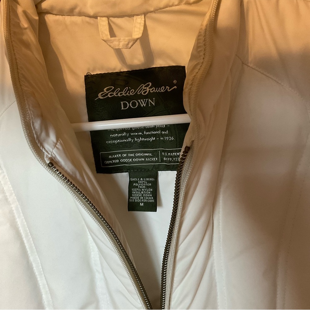 Eddie Bauer Women's Cream Puffer Jacket